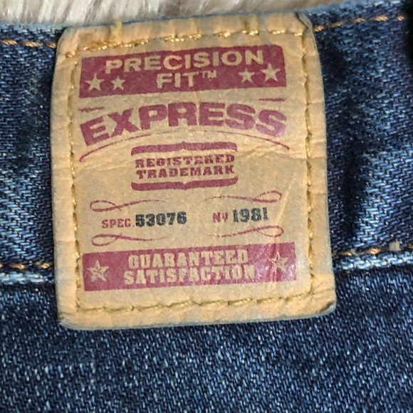 Express Percision Fit Dark Wash straight leg Jeans - Picture 2 of 11